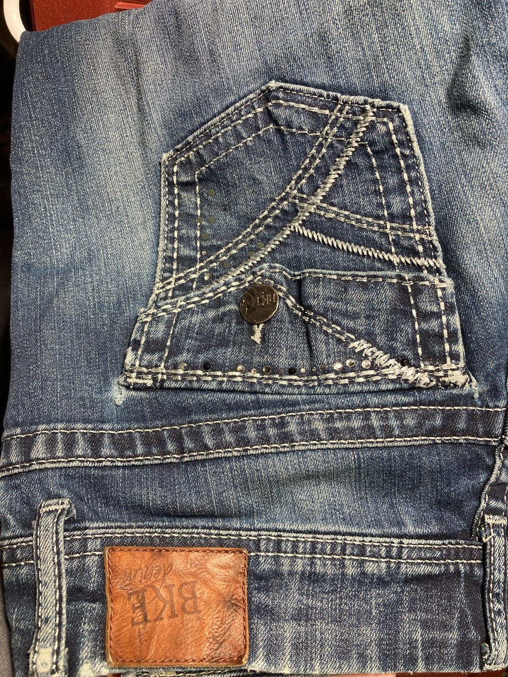 BKE Blue Distressed Back Pocket Jeans 30/33 1/2